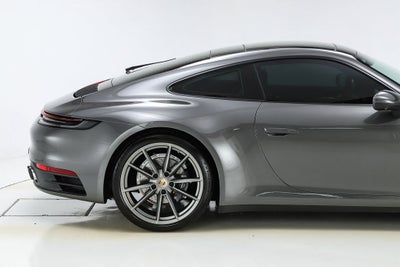 2021 Porsche 911 Carrera