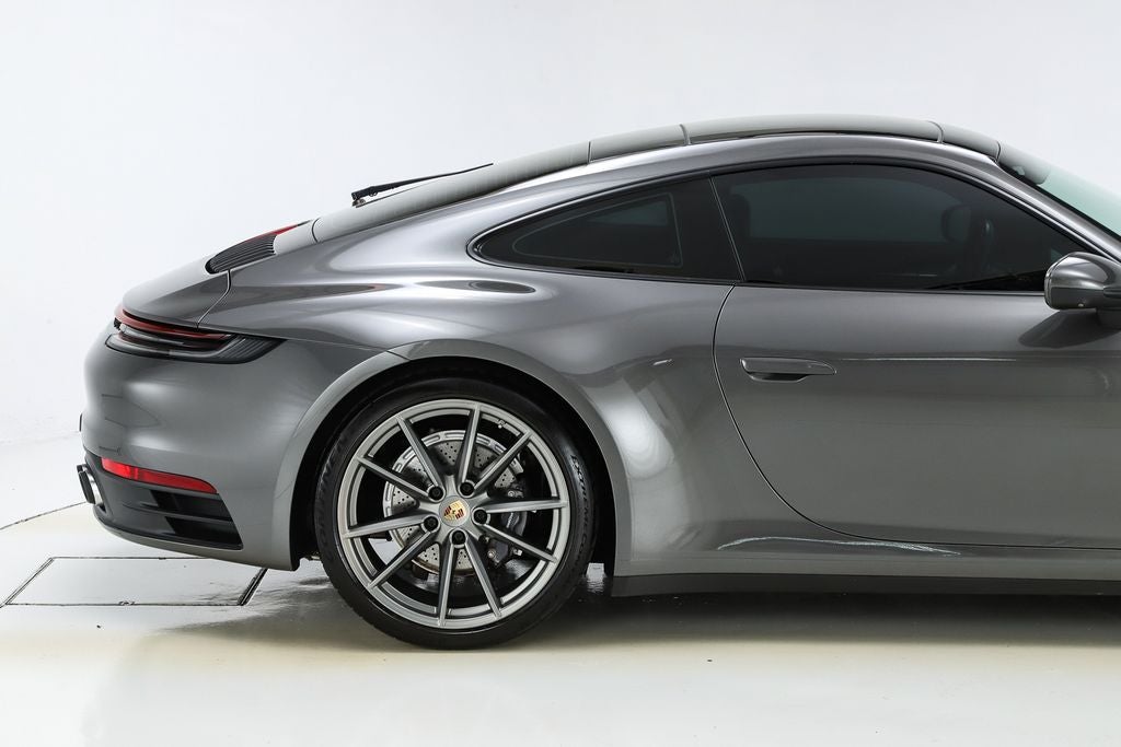 2021 Porsche 911 Carrera