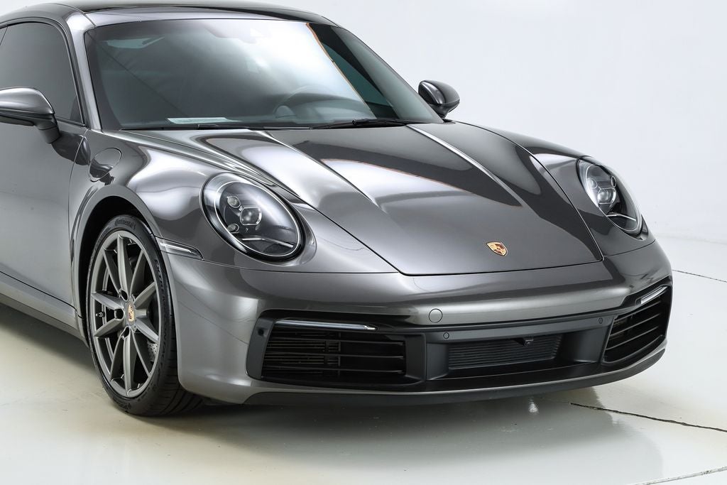 2021 Porsche 911 Carrera