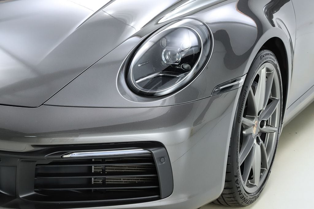 2021 Porsche 911 Carrera