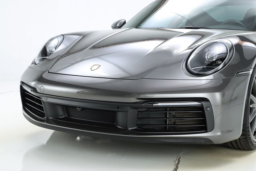 2021 Porsche 911 Carrera