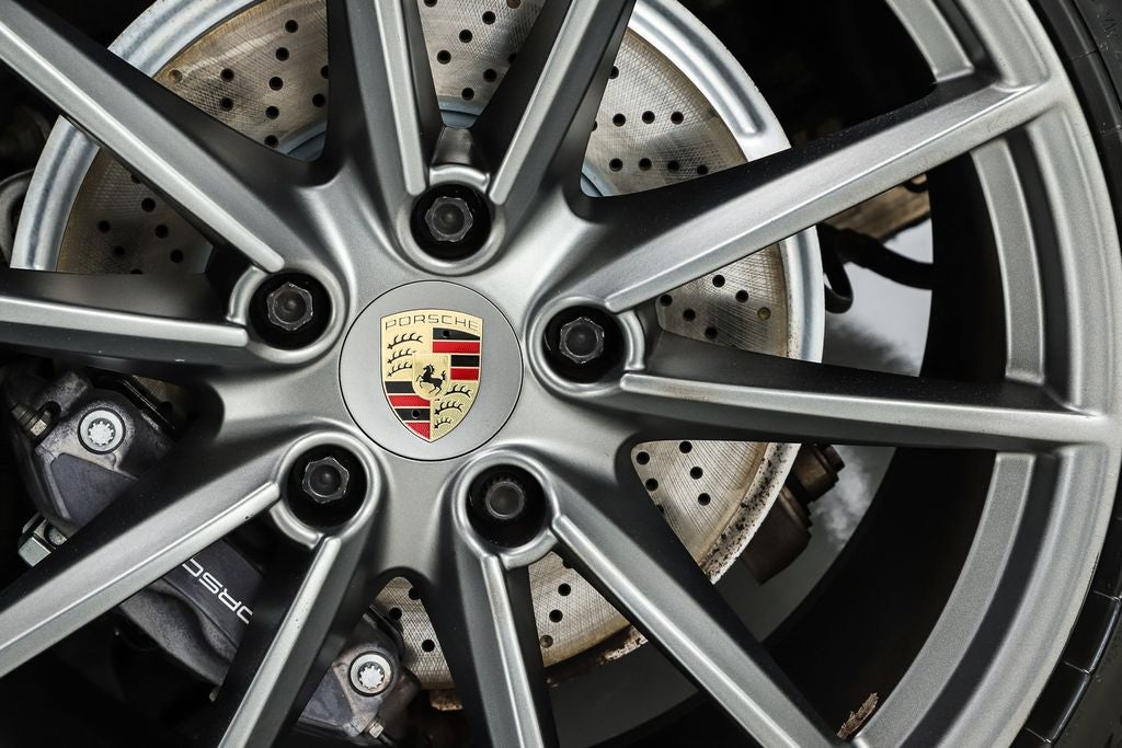 2021 Porsche 911 Carrera