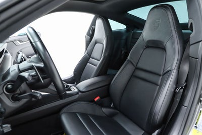 2021 Porsche 911 Carrera