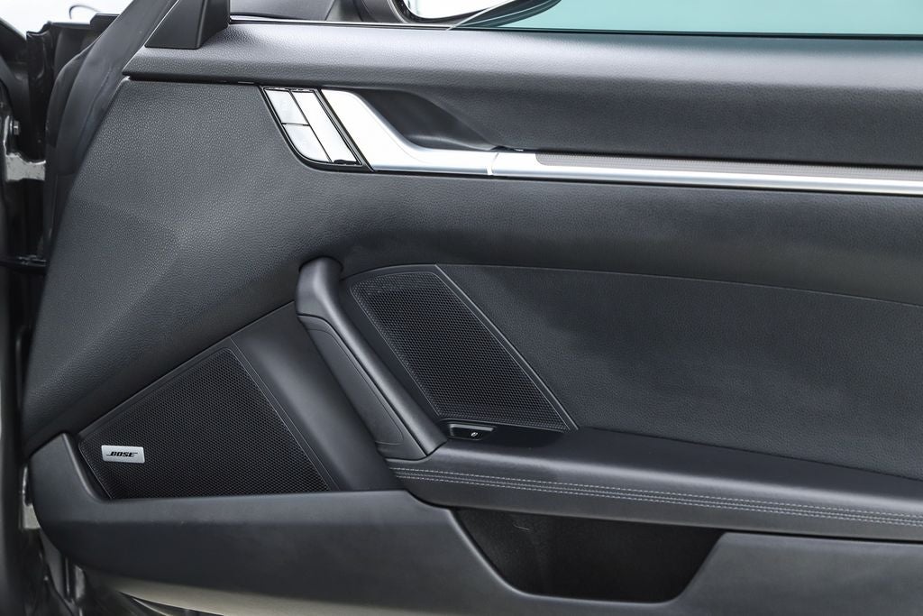 2021 Porsche 911 Carrera