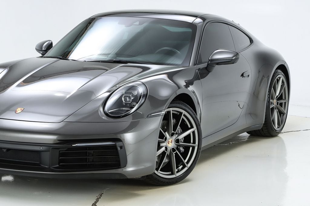 2021 Porsche 911 Carrera