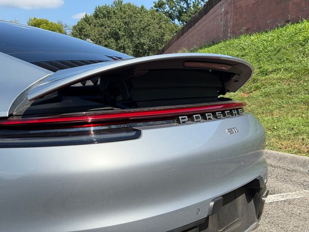2021 Porsche 911 Carrera