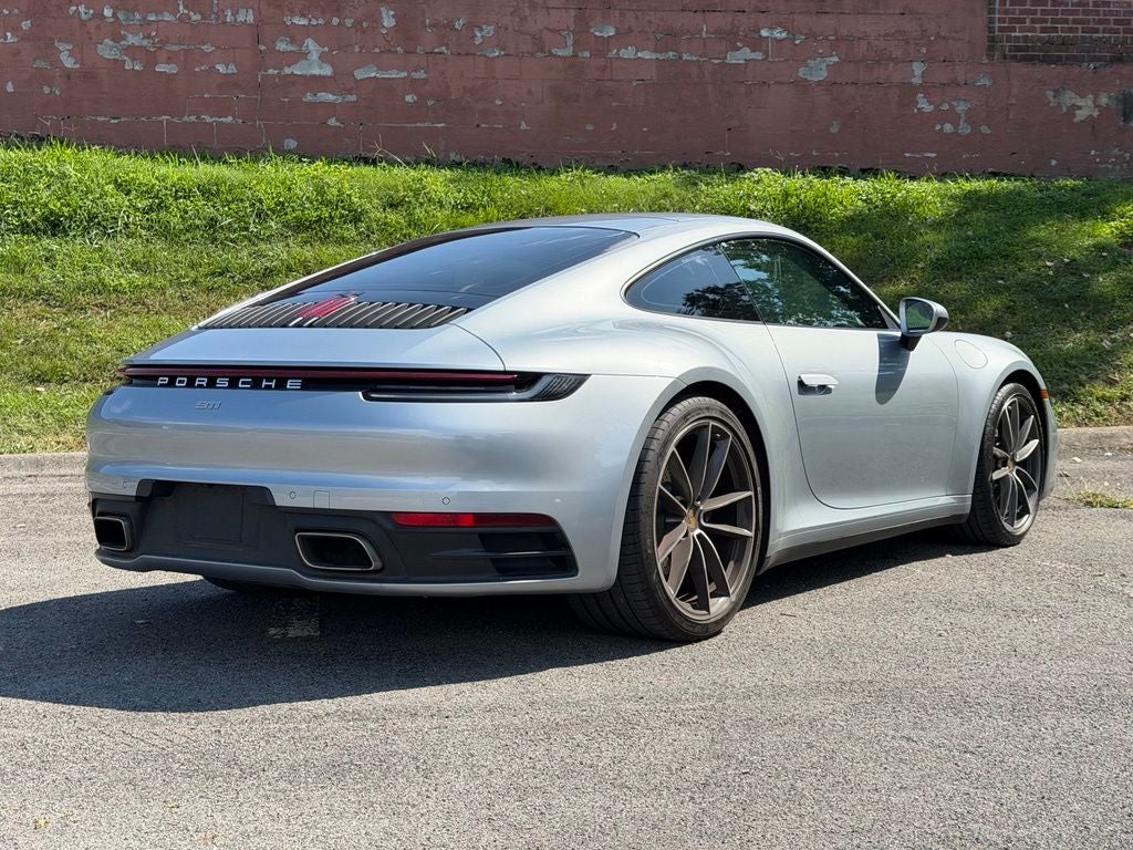 2021 Porsche 911 Carrera