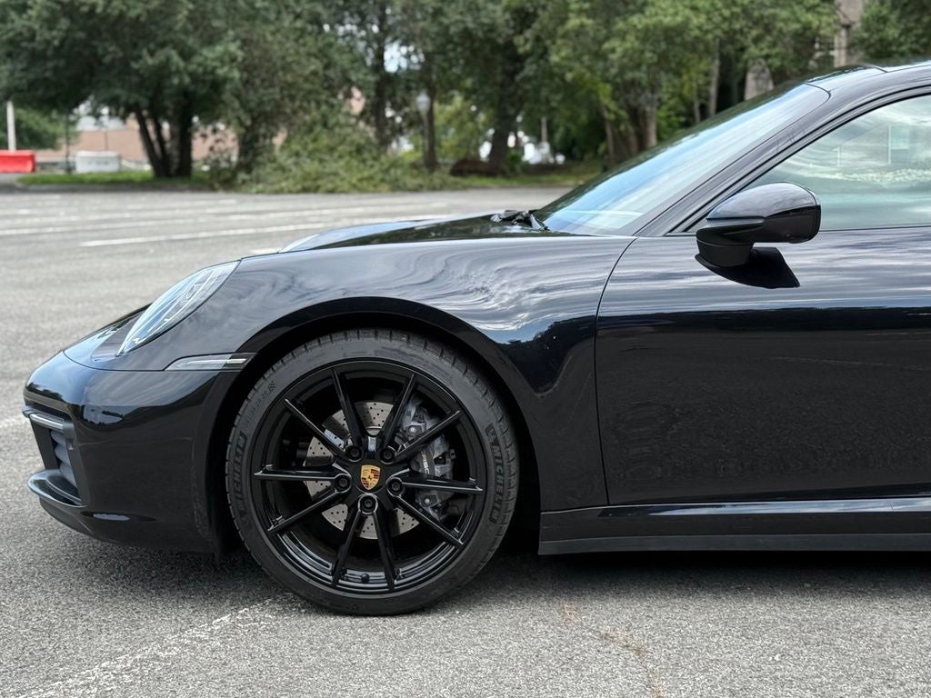 2020 Porsche 911 Carrera