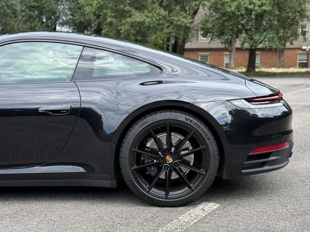 2020 Porsche 911 Carrera