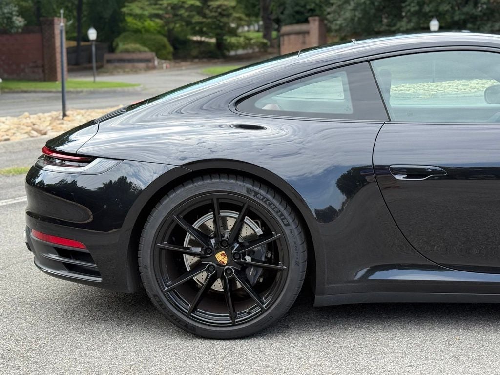 2020 Porsche 911 Carrera