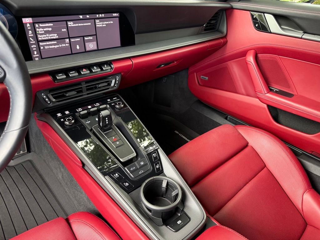 2020 Porsche 911 Carrera