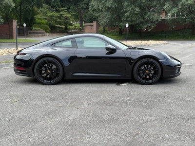 2020 Porsche 911 Carrera