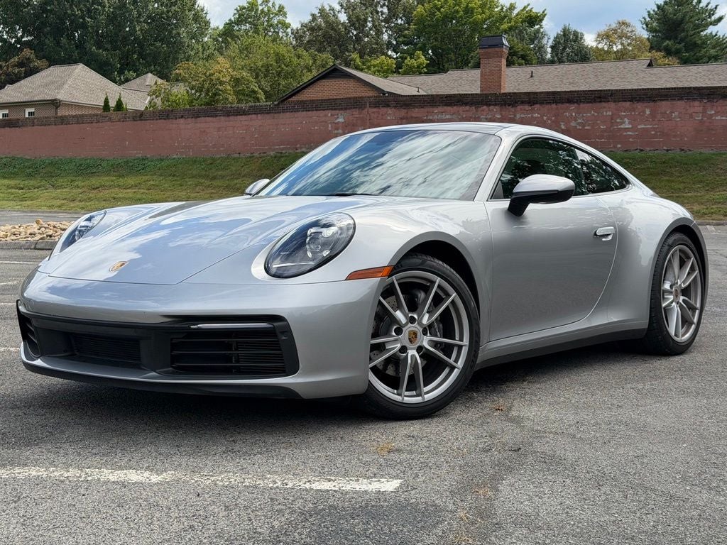 2021 Porsche 911 Carrera