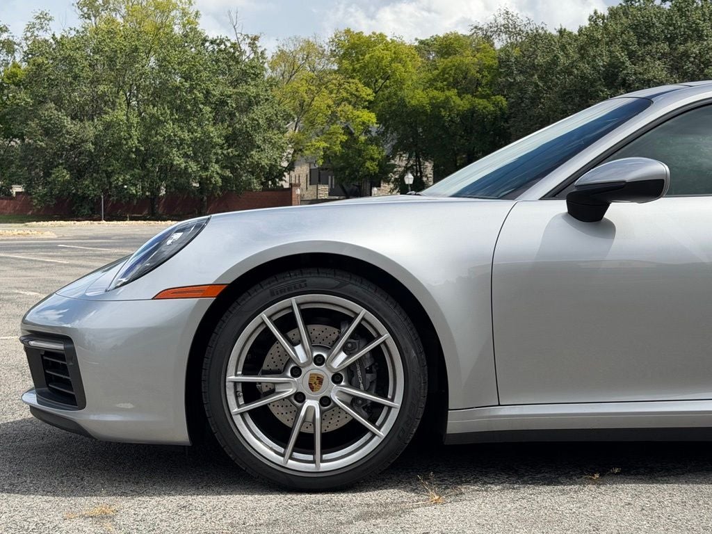2021 Porsche 911 Carrera