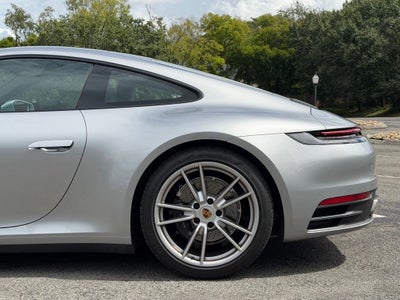 2021 Porsche 911 Carrera