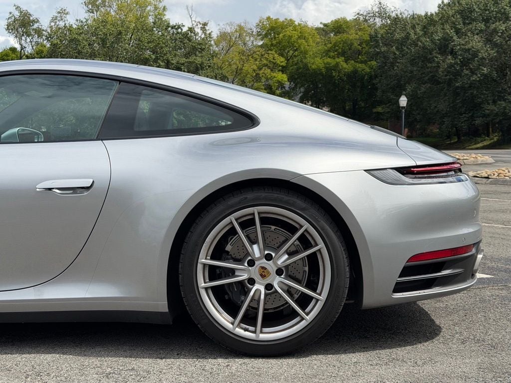 2021 Porsche 911 Carrera
