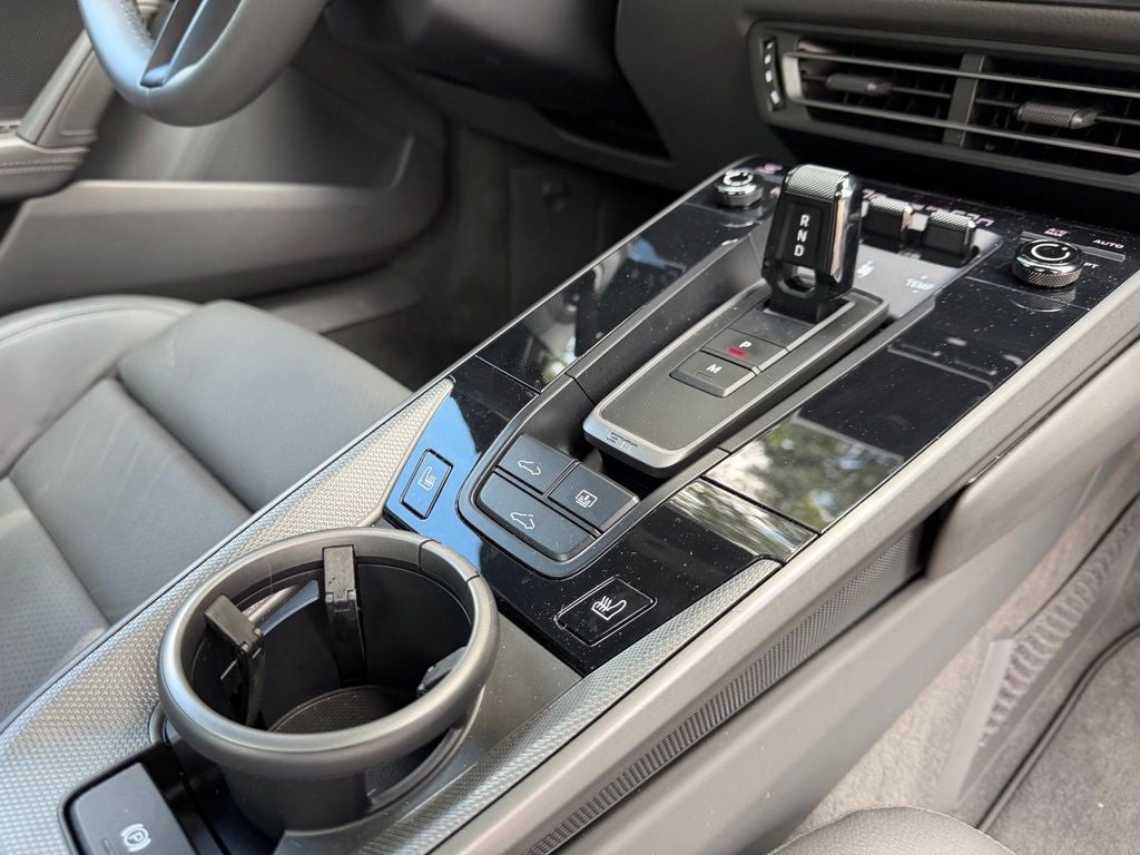 2021 Porsche 911 Carrera
