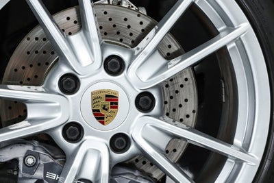 2021 Porsche 911 Carrera
