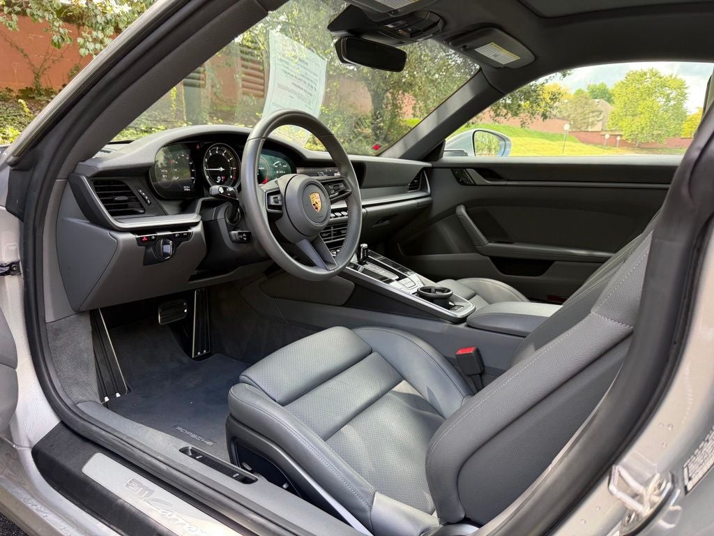 2021 Porsche 911 Carrera