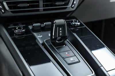 2021 Porsche 911 Carrera
