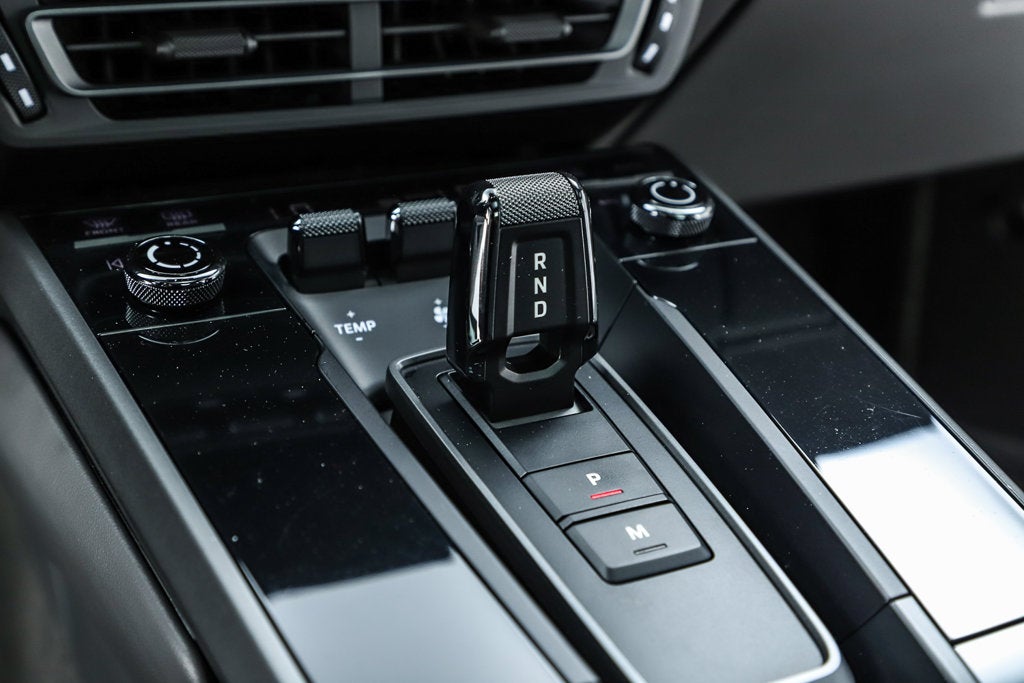 2021 Porsche 911 Carrera