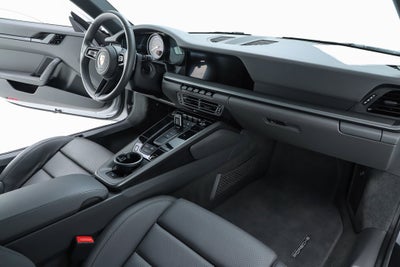 2021 Porsche 911 Carrera
