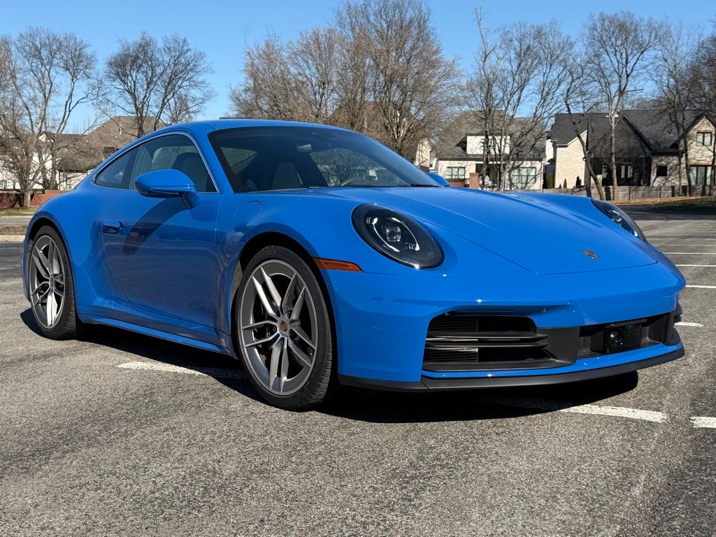 2025 Porsche 911 Carrera
