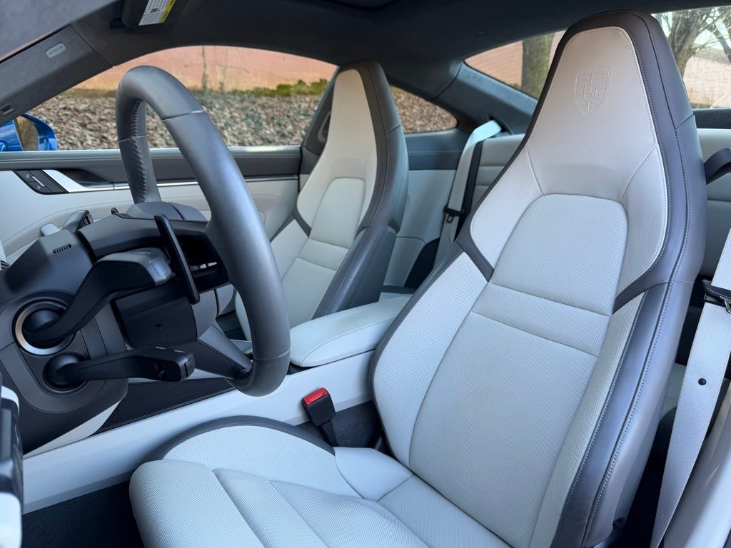 2025 Porsche 911 Carrera