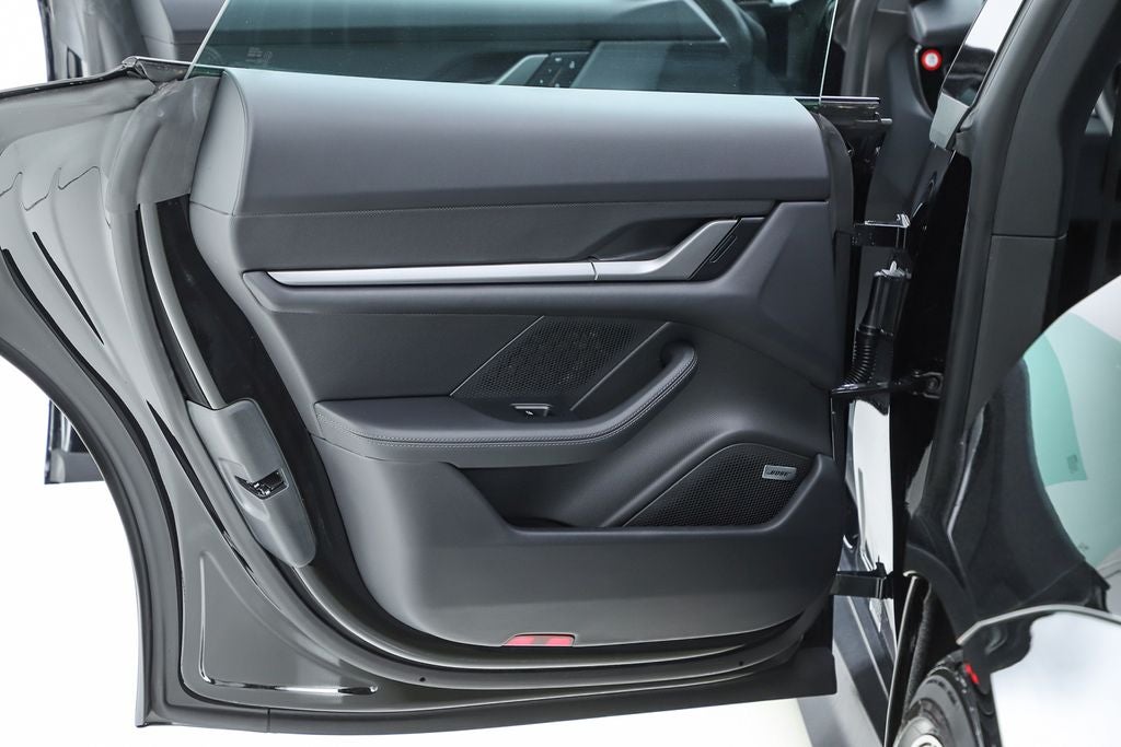 2025 Porsche Taycan Base