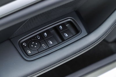 2025 Porsche Taycan Base