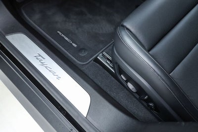 2025 Porsche Taycan Base