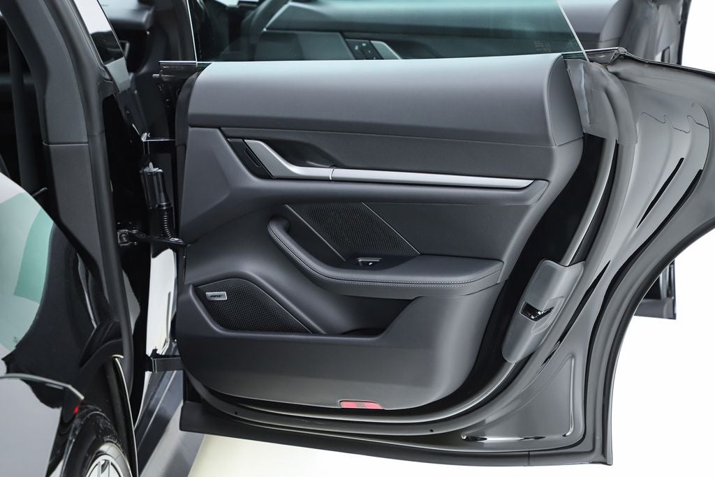 2025 Porsche Taycan Base