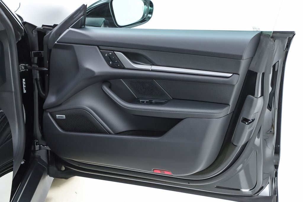 2025 Porsche Taycan Base