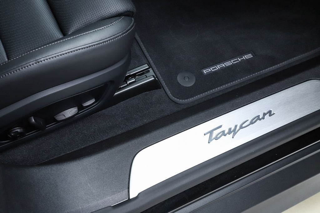 2025 Porsche Taycan Base