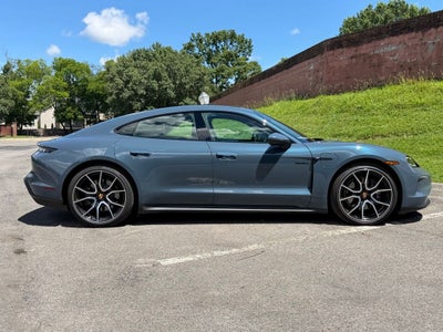 2025 Porsche Taycan 4