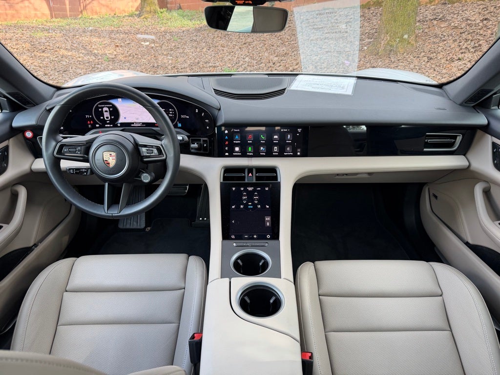 2025 Porsche Taycan 4