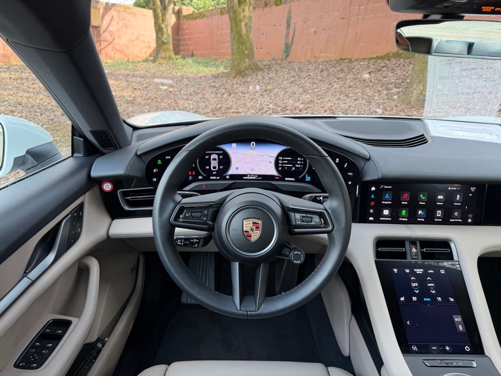 2025 Porsche Taycan 4