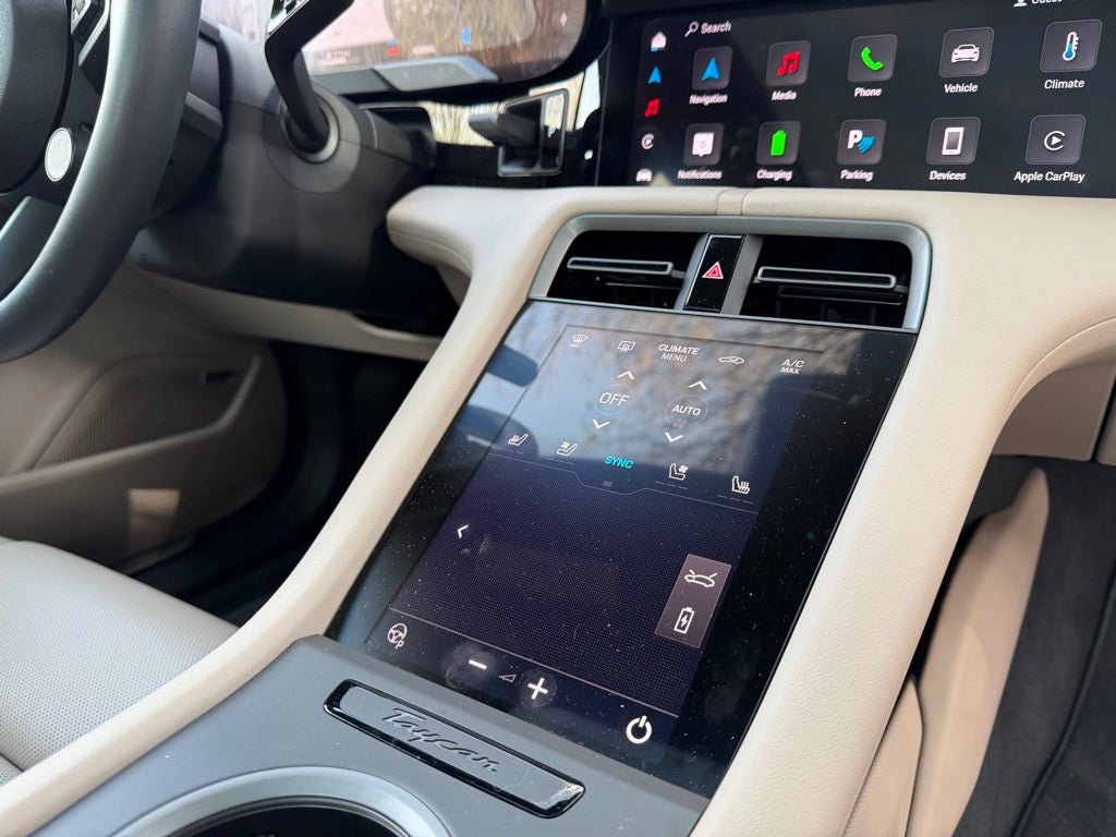 2025 Porsche Taycan 4