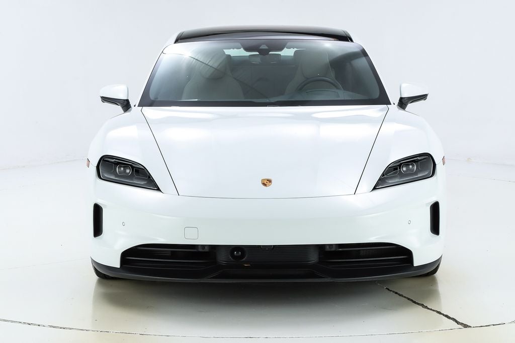 2025 Porsche Taycan 4