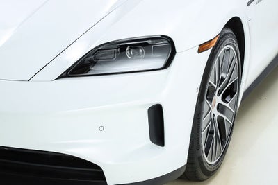 2025 Porsche Taycan 4