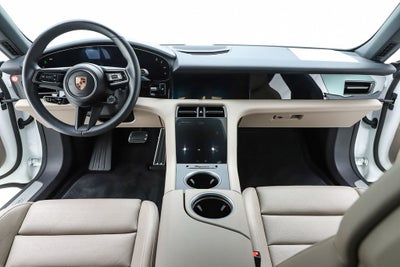 2025 Porsche Taycan 4