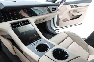 2025 Porsche Taycan 4