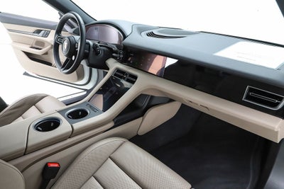 2025 Porsche Taycan 4