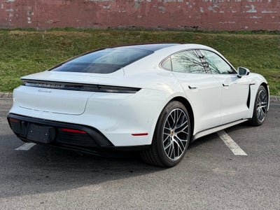 2025 Porsche Taycan 4