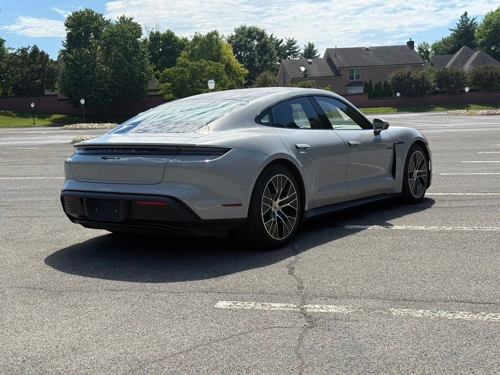 2026 Porsche Taycan 4