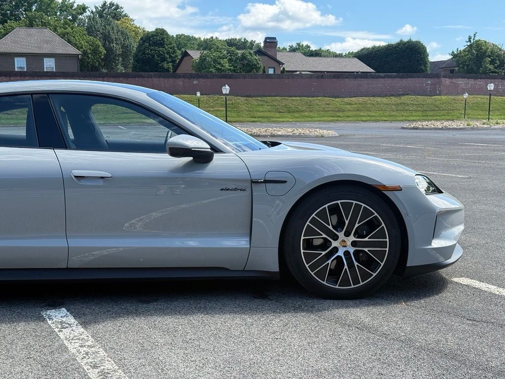 2026 Porsche Taycan 4