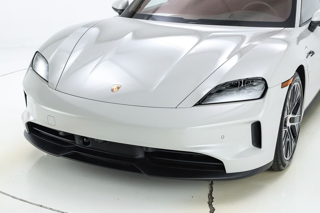 2026 Porsche Taycan 4