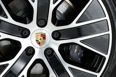 2026 Porsche Taycan 4