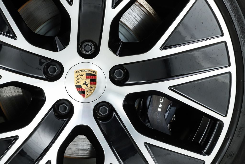2026 Porsche Taycan 4