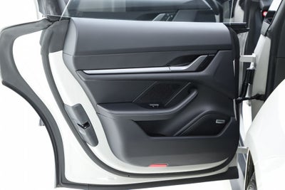 2026 Porsche Taycan 4
